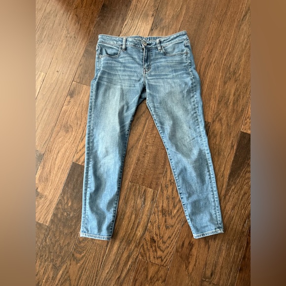 AE American Eagle Next Level Jegging Jeans SZ 8 Short - Picture 2 of 6